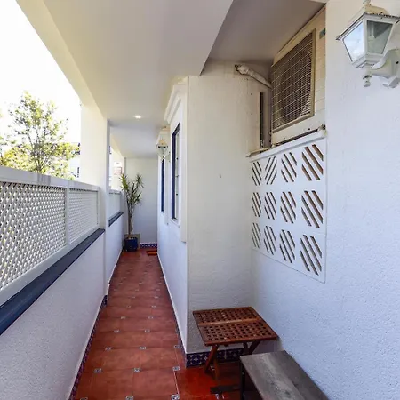 169 Medina Molins B-6 * Denia