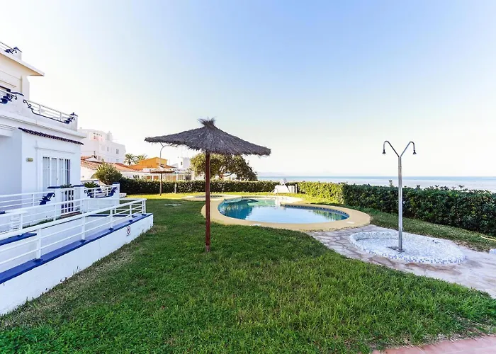 169 Medina Molins B-6 Apartment